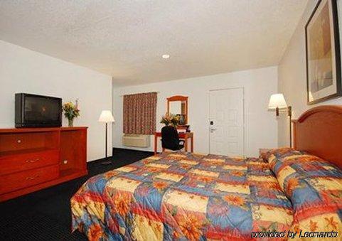 Rodeway Inn Effingham Rum bild